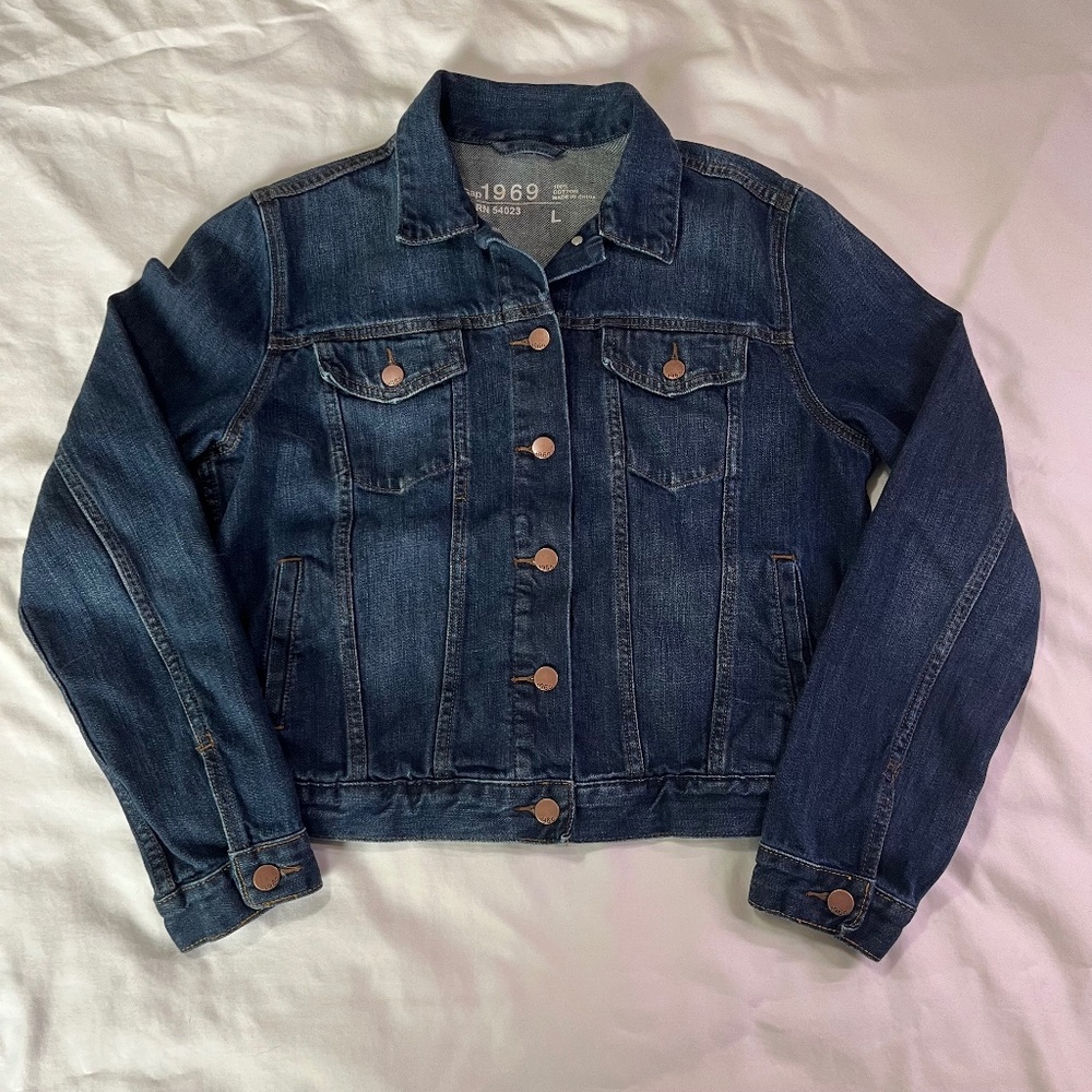 GAP Women's Denim Jean Jacket 100% Cotton